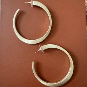 Kendra Scott Gold Avi Hoops